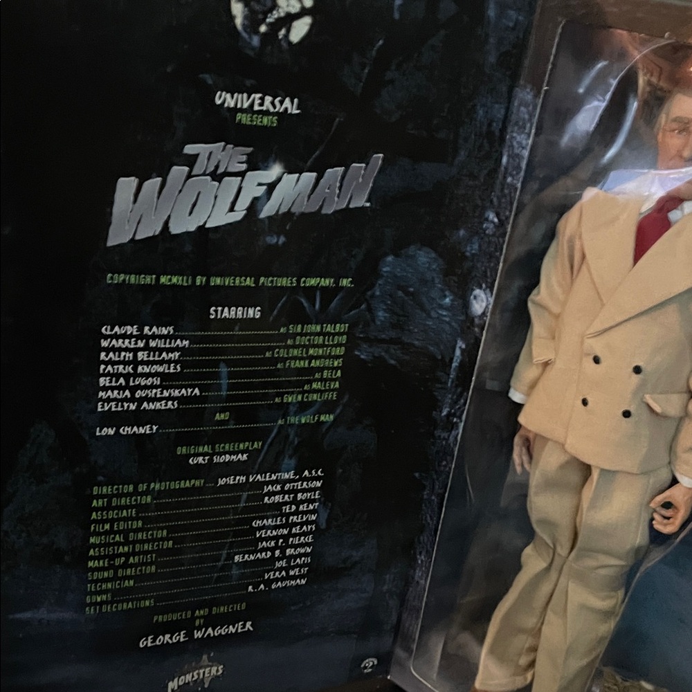 Universal The Wolfman Doll with Beige Suit - Picture 8 of 16